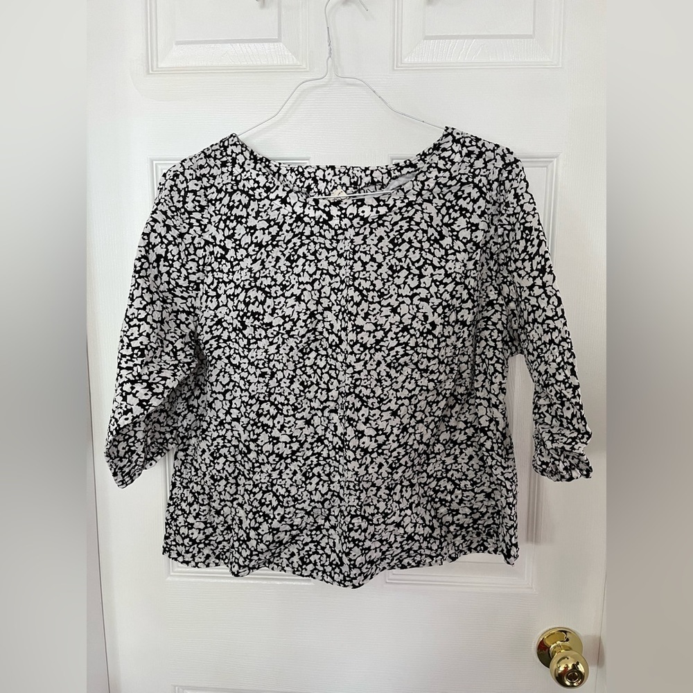 Handmade Linen 3/4 Sleeve Top​​